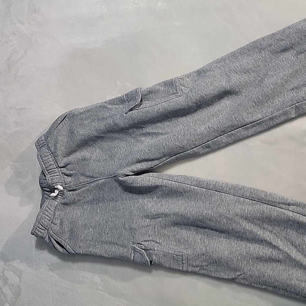 Boys gray sweatpants